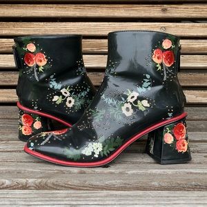 Lovely Floral Boots from Zara!